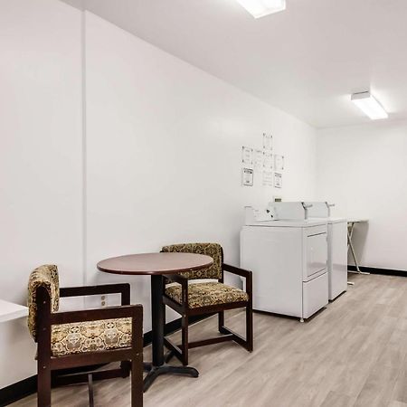 Guesthouse Montesano Bagian luar foto